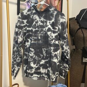 Lululemon Sweatshirt